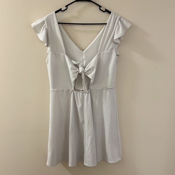 Lily White Francesca’s White Mini Dress - Picture 2 of 3